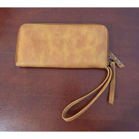 Free People Vegan Leather Tan Wallet - Picture 2 of 3